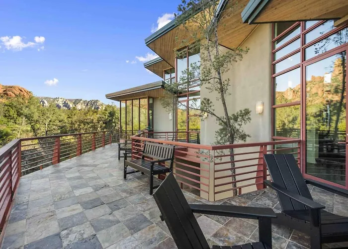 Holiday home Cliff With Epic Views In Uptown