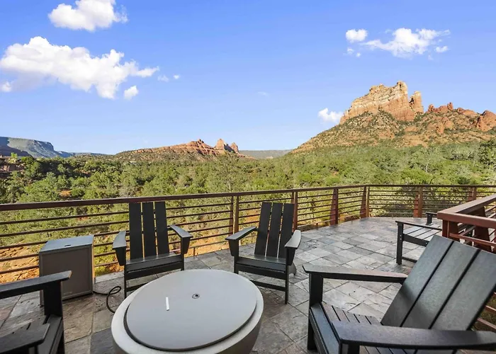 Holiday home Cliff With Epic Views In Uptown *