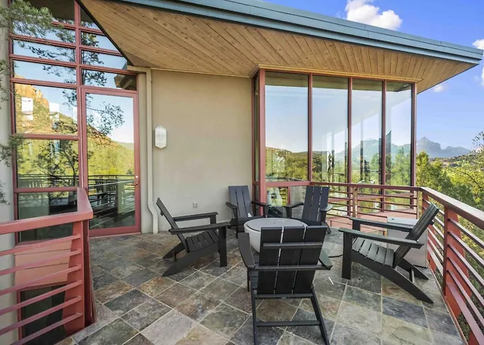 Cliff With Epic Views In Uptown Sedona