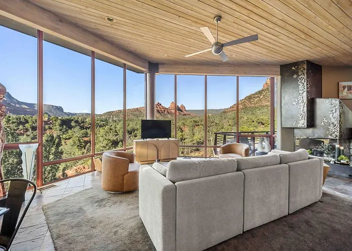 Holiday home Cliff With Epic Views In Uptown