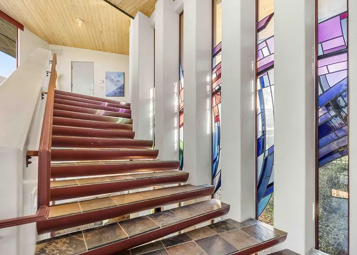 Holiday home Cliff With Epic Views In Uptown