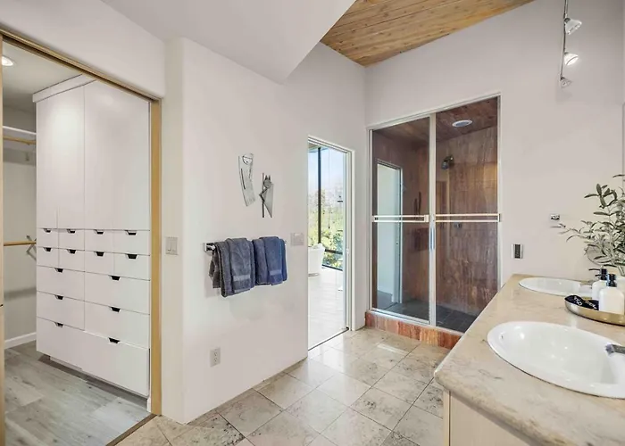 Cliff With Epic Views In Uptown * Sedona